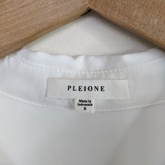 Pleione White Button Up Blouse Tank - Picture 3 of 5
